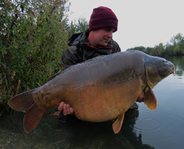 Richie with a French carp from Crete Lakes weighing in at 46lb 10oz.